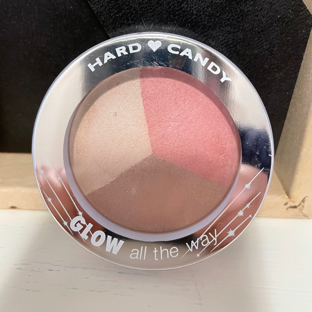 Hard Candy Glow All the Way Contouring Face Trio